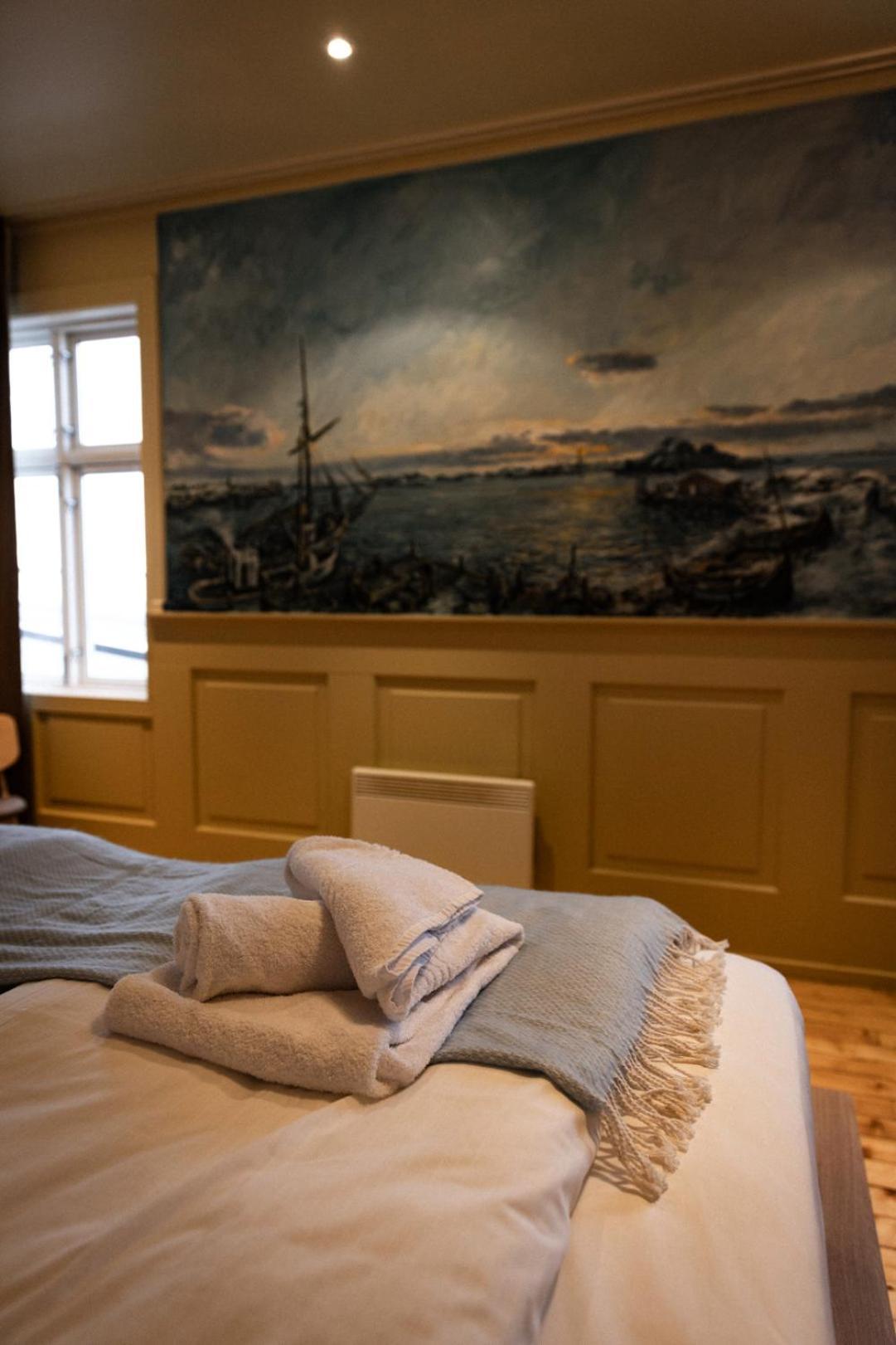 Skata Boutique Hotel Henningsvær Exterior foto
