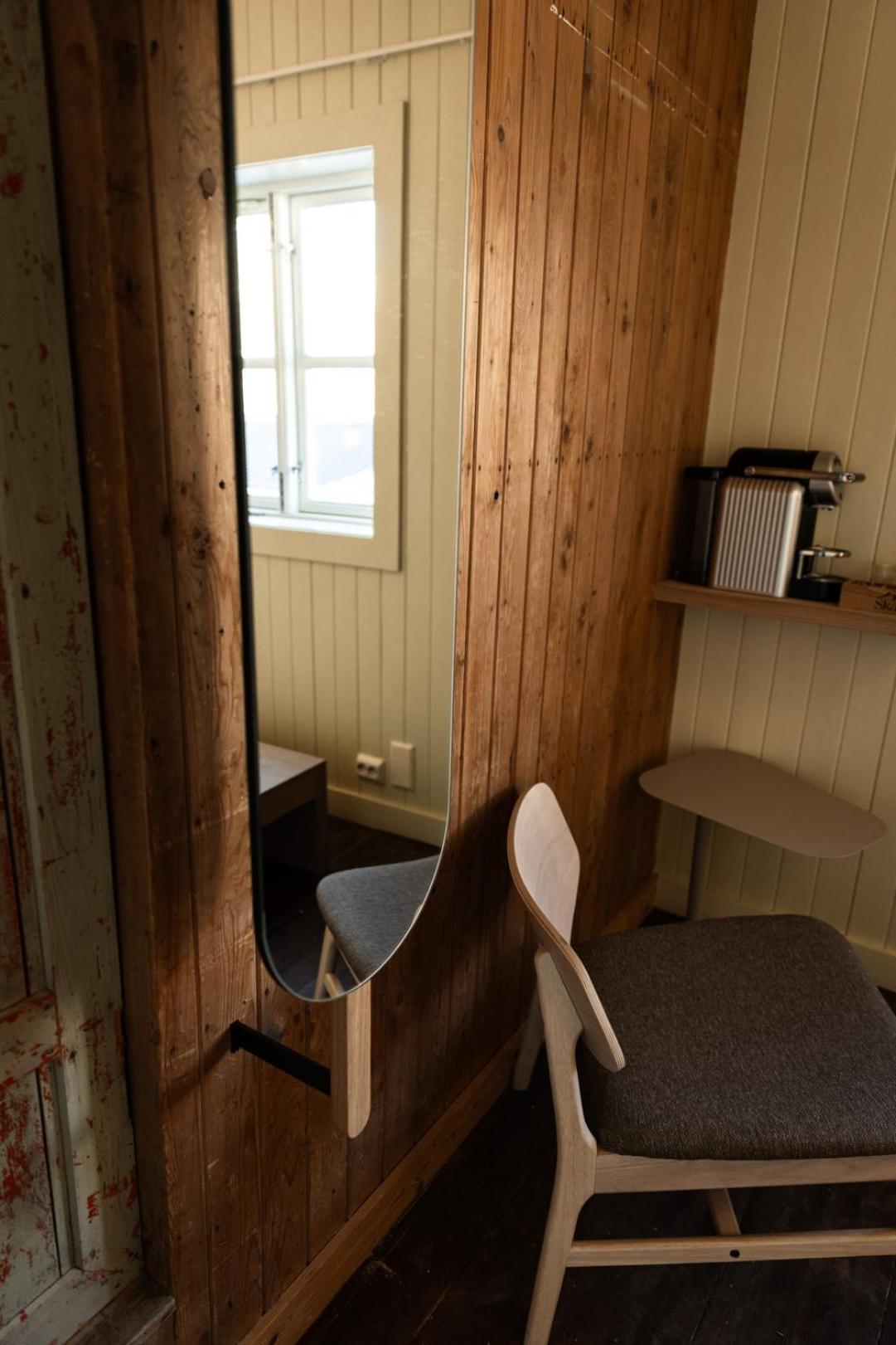 Skata Boutique Hotel Henningsvær Exterior foto